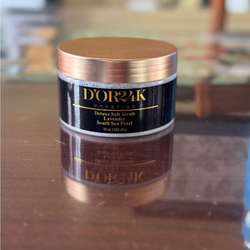 Prestige Deluxe Salt Scrub - Lavender South Sea Pearl